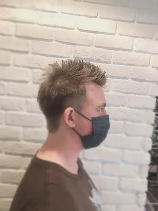 メンズ ⚪️髪質改善 縮毛 店長 コウ⚪️のヘアスタイル