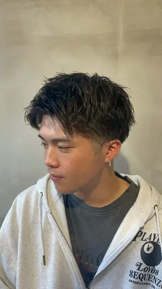 ショート メンズ 新妻 宥人のヘアスタイル