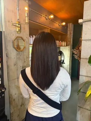 ロング 倉本 美優のヘアスタイル