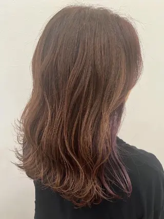 カラー カサハラ リホのヘアスタイル