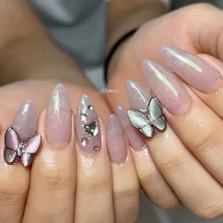 ミディアム ネイル richeri beautyのエステ・リラクイメージ