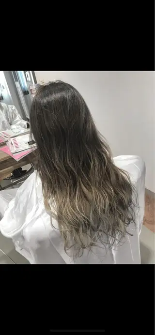 ロング カラー ヘアアレンジ 韓国♡ハイライト ♡YURIのヘアスタイル