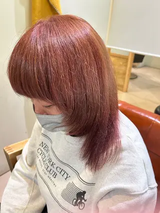 ミディアム カラー 久木原 ゆりのヘアスタイル
