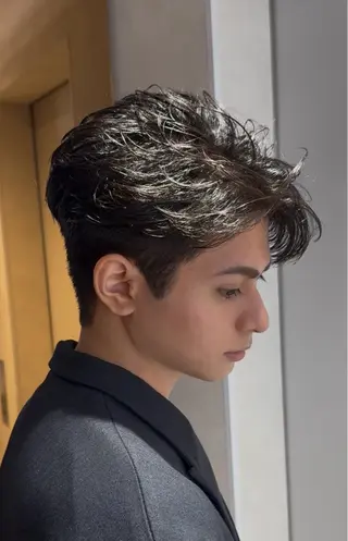 メンズ 伊佐治 秀弥のヘアスタイル