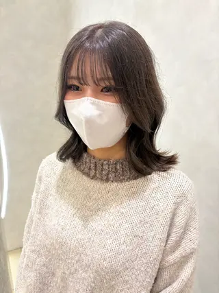 ミディアム カラー 笹川 聖奈のヘアスタイル