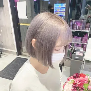 ショート カラー ヘアアレンジ TAKUMAブリーチ /切りっぱなし🪽のヘアスタイル
