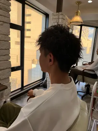 ショート パーマ メンズ 宮永 瑞樹のヘアスタイル