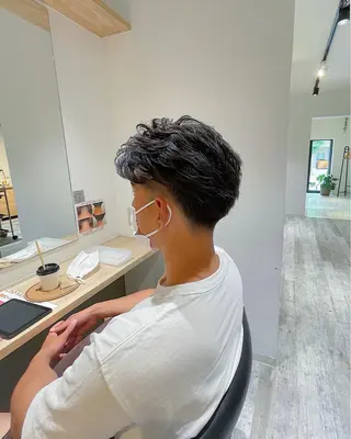 パーマ メンズ 升水 優太のヘアスタイル