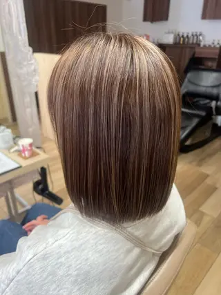 カラー 高橋 香奈のヘアスタイル