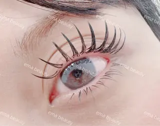 マツエク・マツパ EMA BEAUTY マツエクサロン池袋店のマツエク・マツパデザイン