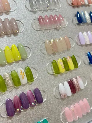ネイル Mona【パラジェル ・長さ出し専門店】のネイルデザイン