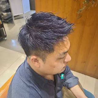 ショート カラー メンズ 中井 啓悟のヘアスタイル