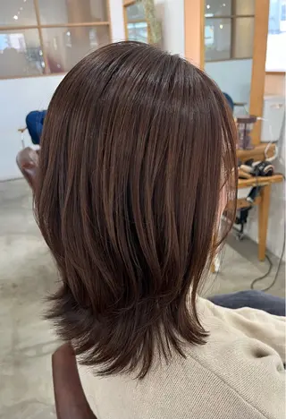 ミディアム 三島 有佳里のヘアスタイル