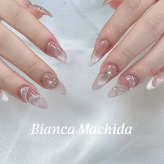 ネイル Bianca 🌟 yanagihasiのネイルデザイン