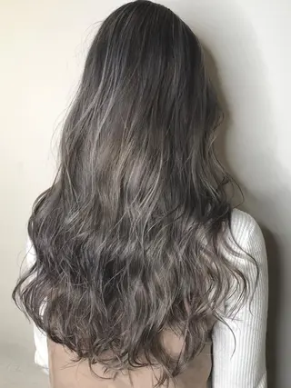 ロング カラー 上品な大人レイヤー 🍀渋谷🍀濱口敬太のヘアスタイル