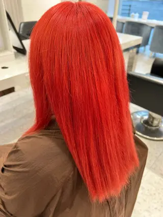 カラー ダブルカラー アンジのヘアスタイル