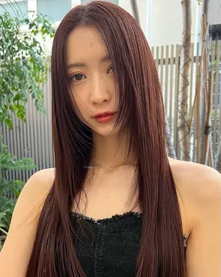 ロング 抜きっぱなしブロンド /ハイトーン/カナタのヘアスタイル