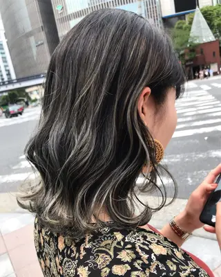 ミディアム yui .のヘアスタイル