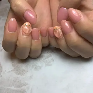 ネイル 里見 麗のネイルデザイン