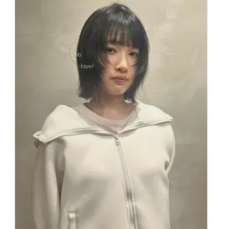 カエデ🐬 カットカラーモデルのヘアスタイル