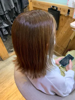 カラー CORE よしえのヘアスタイル