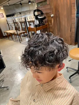 ショート パーマ メンズ 【お洒落パーマ】 Elme　肥塚康汰郎のヘアスタイル