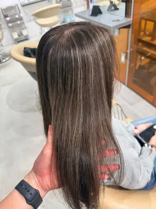 ミディアム ユイナ/ハイトーン /透明感カラー🫧のヘアスタイル