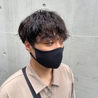 パーマ メンズ ショート/ウルフ ハイトーン/カイセイのヘアスタイル