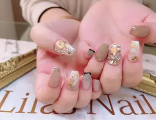 ネイル Lilas Nailのネイルデザイン