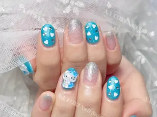 ネイル Queenie 🦋のネイルデザイン