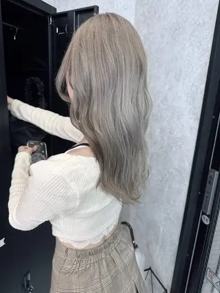 セミロング カラー 🌺ハイトーン🌺 矢葺 なぎさ🌺🌺のヘアスタイル