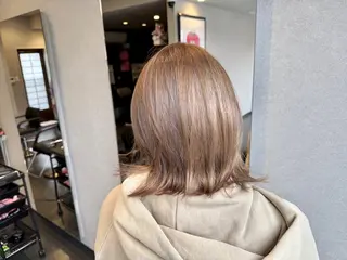 ミディアム 髪質改善⚡️カラー 🍀武久 誠🍀のヘアスタイル