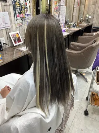 ロング 齋藤 香織のヘアスタイル