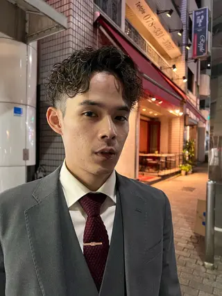ショート パーマ 透明感・艶感 小坂隼斗のヘアスタイル