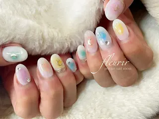 ネイル フルリール 【プライベートサロンのネイルデザイン
