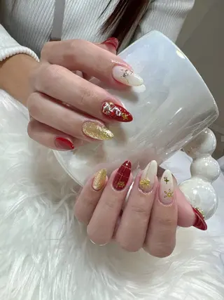 ネイル &ME ネイルサロンのネイルデザイン