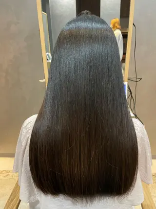 ロング 【お悩み解決のプロ】 ハヤシタクミのヘアスタイル