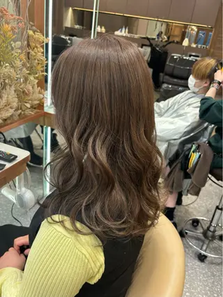 セミロング カラー 梅田美容室 山崎海波のヘアスタイル