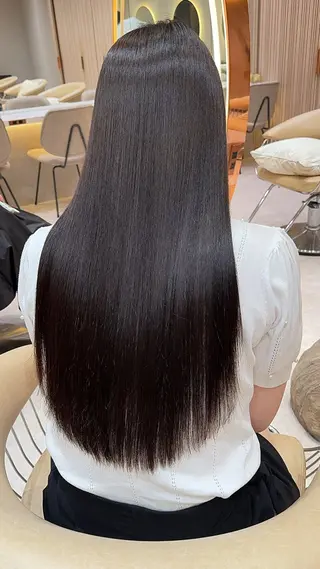 セミロング カラー 縮毛矯正✨🫧 レイヤー川村利幸のヘアスタイル