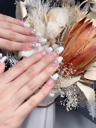 ネイル M🌷nail 長さだし専門店のネイルデザイン