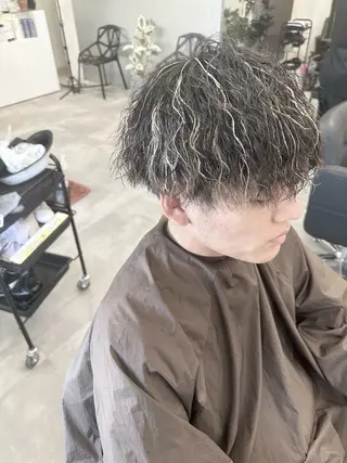 ショート カラー メンズ LOOP hairのヘアスタイル