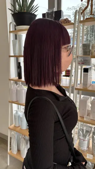 ミディアム 根岸 麻菜のヘアスタイル