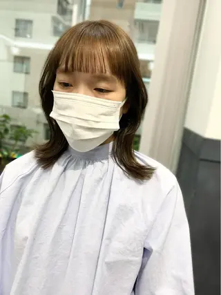 ミディアム カラー パーマ ヘアアレンジ メンズ キッズ ネイル マツエク・マツパ アイブロウ レイヤーカット 🌿透け感カラーのヘアスタイル