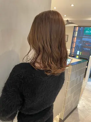 ミディアム 複雑履歴に対応ブリー チ無しダブルカラーのヘアスタイル