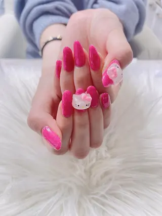 ネイル FF フィフィネイルサロンのネイルデザイン