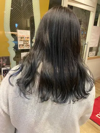 ロング コジマ ツムギのヘアスタイル