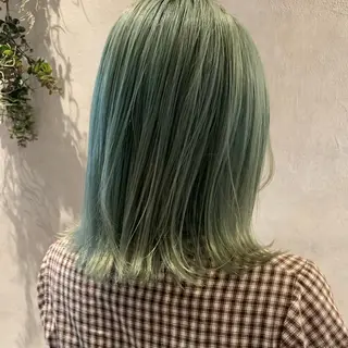 ミディアム カラー 透明感カラー レイヤーカット りなのヘアスタイル