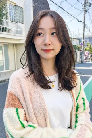 ロング カラー 顔周りレイヤー🌈 透明感カラ⭐️RENのヘアスタイル
