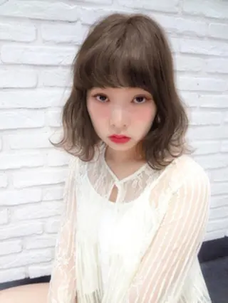 ミディアム カラー 遠藤 眞実のヘアスタイル