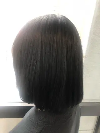 ショート カラー 髪質改善＆ブリーチ 伊勢　祐一郎のヘアスタイル